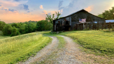 Barn in rural Columbia, Tennessee