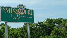 The "Welcome to Missouri" sign