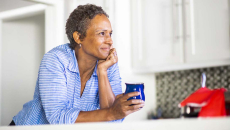 Person holding a mug