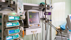 Heart monitor in hospital room