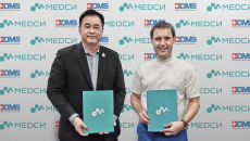 Representatives of Bangkok Dusit Medical Services and Medsi Group during an MOU signing
