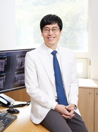 Dr Hawoo Yi Surgeon, Chief Director, Samsung Seoul U Clinic 