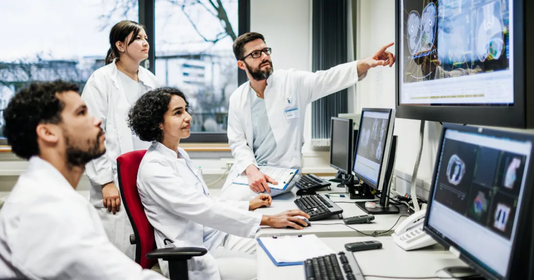 doctors discussing