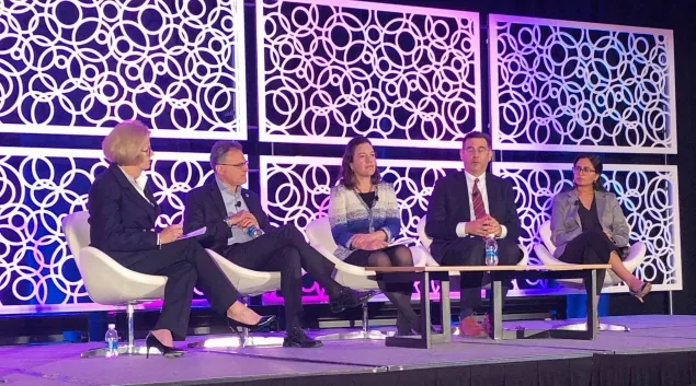 Moderator Anne Snowden of HIMSS and panelists Andrea Fiumicelli of Dedalus Group, Dawn Samaris of Kaufman Hall, Jonathan Blum of CMS and Paula Chatterjee of the Perelman School of Medicine discuss the impact of the economy on healthcare, at HIMSS23.