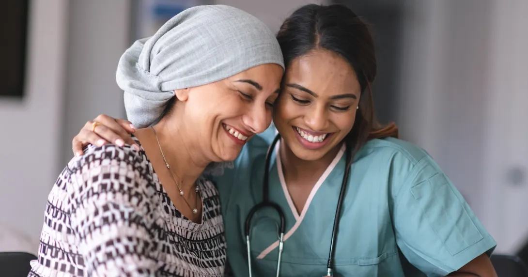 A nurse with a cancer patient