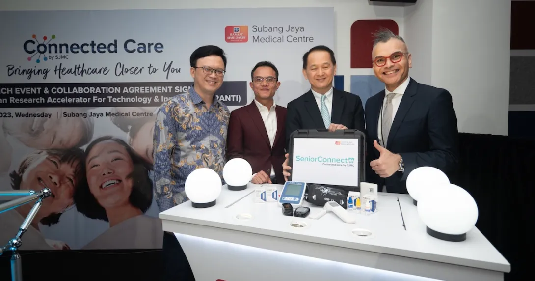 Representatives from Subang Jaya Medical Centre and the Malaysian government pose during the launch of Connected Care