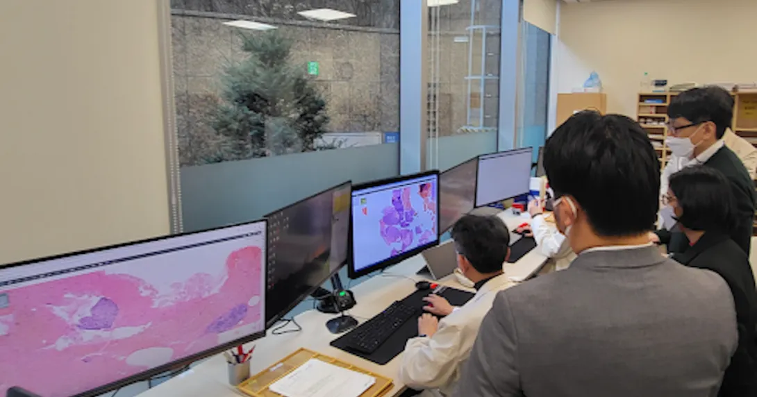 Digital Pathology Reading Room at Samsung Medical Center